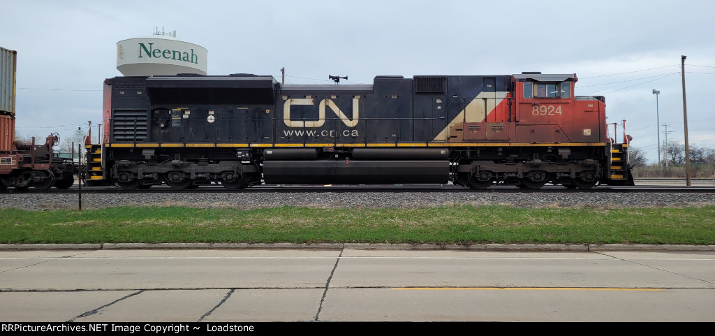 CN 8924